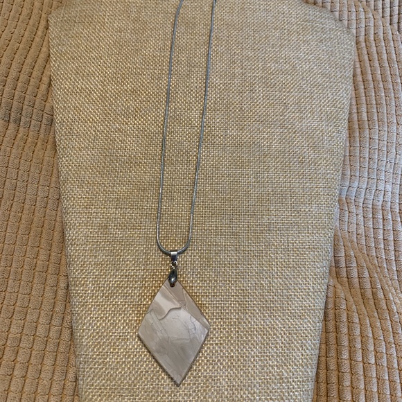 Rare peach moonstone pendant. NWT - Picture 4 of 10